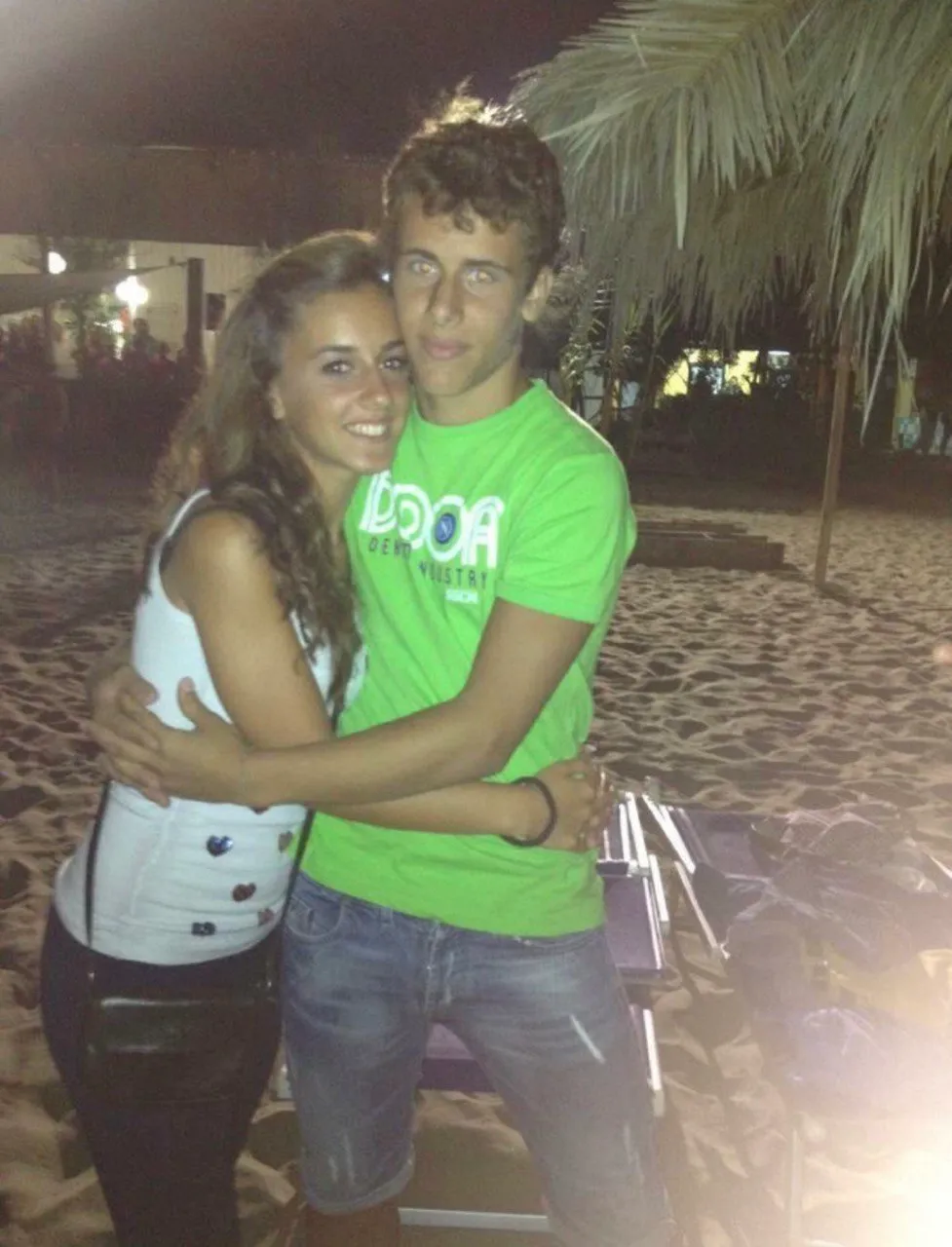 photo-6001074889370045340-y.webp